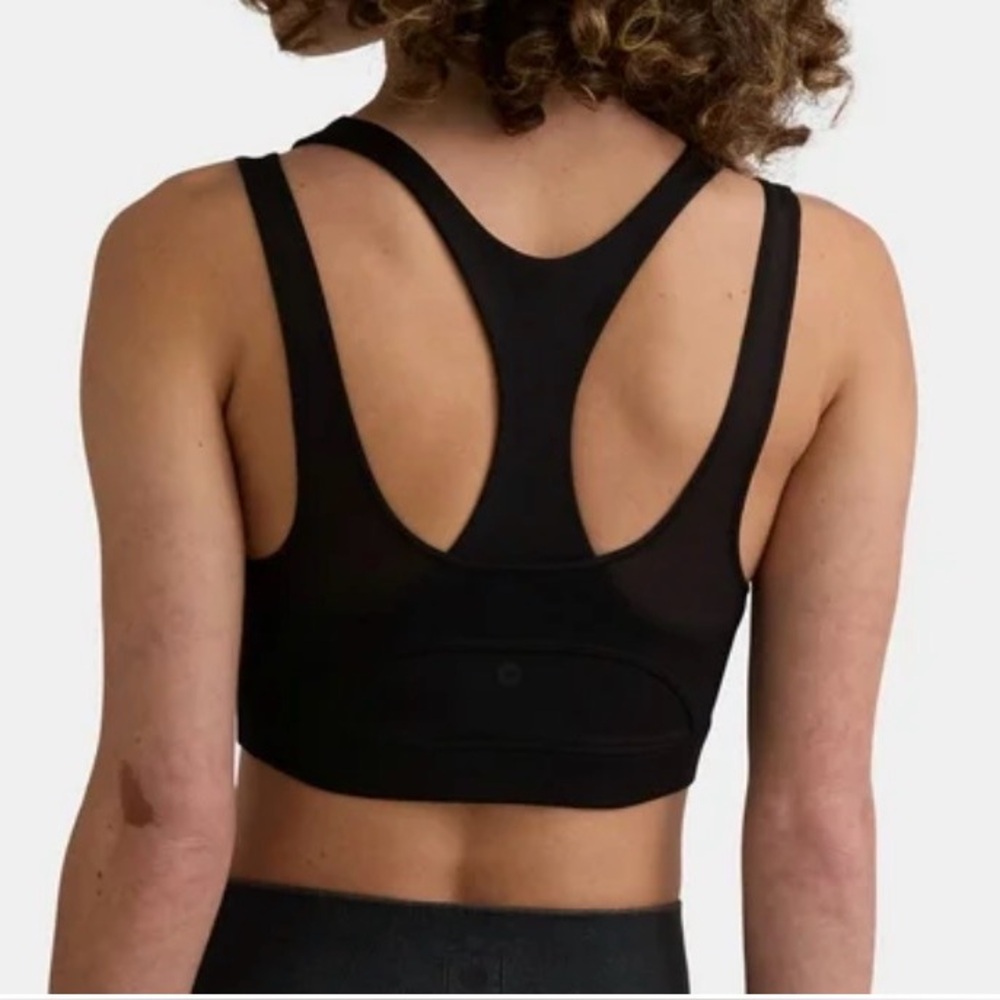 Avia Black Double Layer Mesh Sports Bra
Size S 4-6   NWT - Picture 2 of 5
